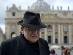 Cardinal-Burke.jpg