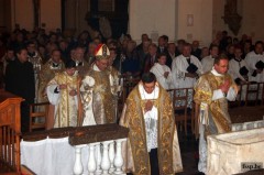 02-Leonard-Entree-Choeur-640x425.jpg