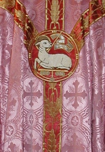 chasuble-rose.jpg